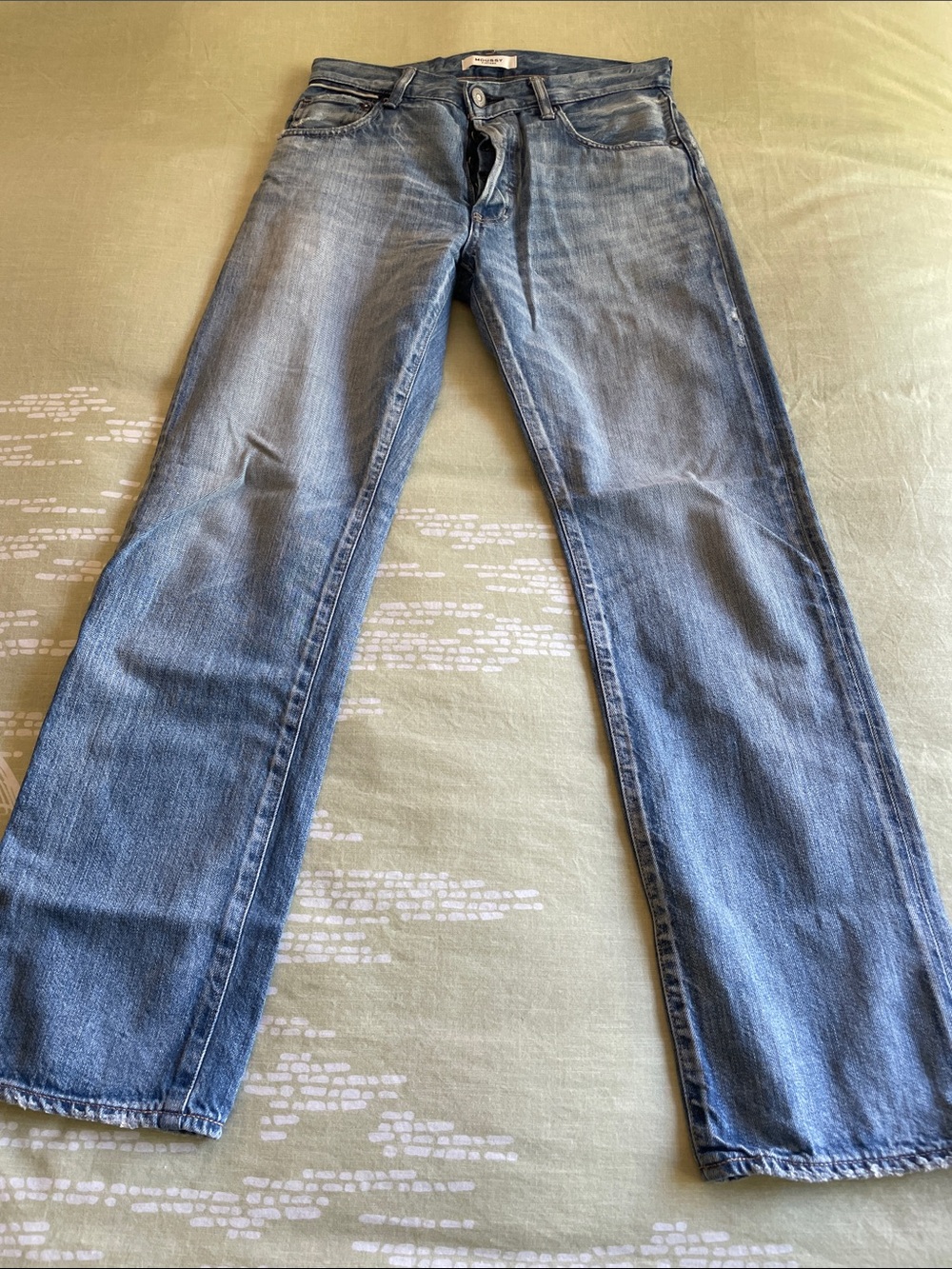 Moussy Fanuel Light Oz Straight Leg Jeans - size 26